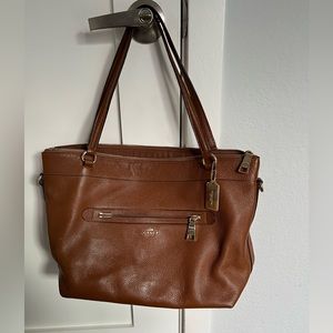 Tan Coach leather purse